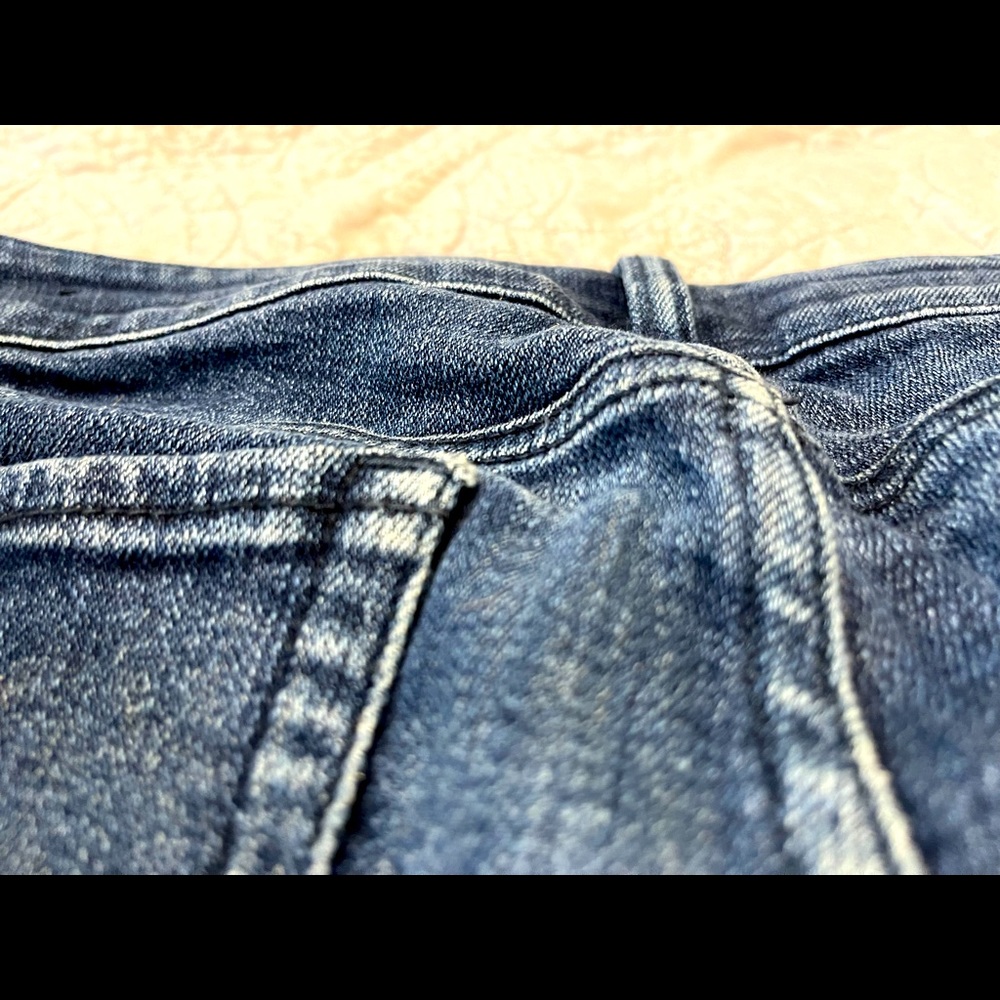 💙 American eagle size 8 jean shorts
